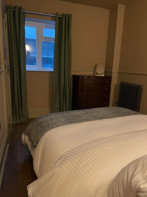 Peaceful Apartment In The Heart Of Фроум Экстерьер фото